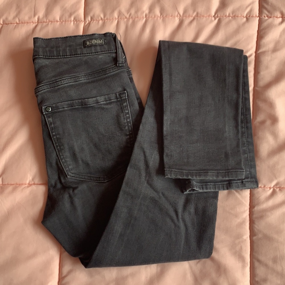 Shaping & denim skinny black jeans